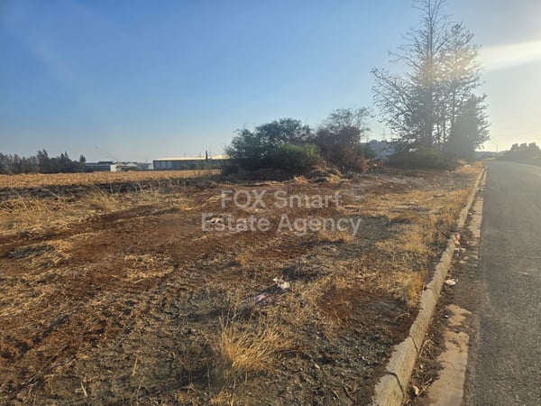 Land in Kato Polemidia - view 1