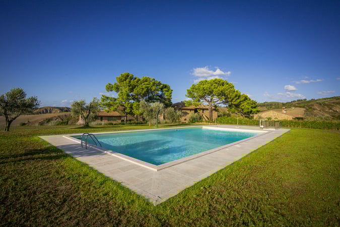 House in Volterra - view 1