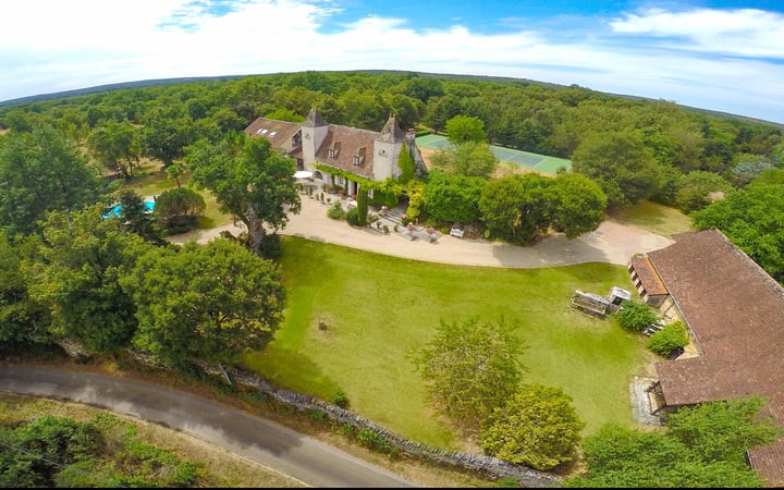 House in Livernon - view 1