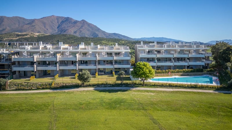 Apartment in Estepona - view 1