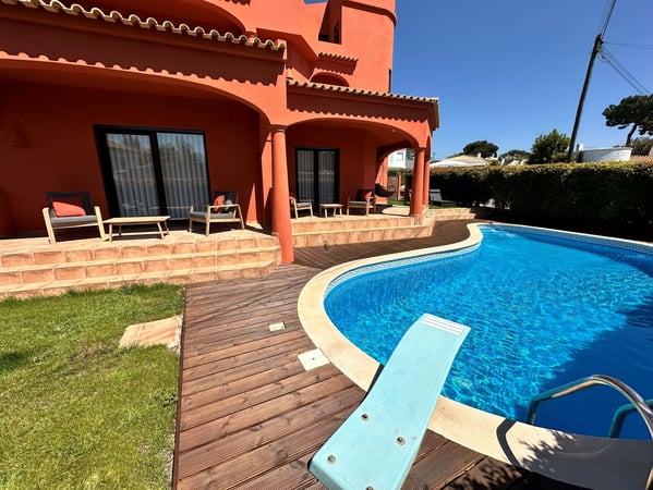 Villa in Vilamoura - view 1