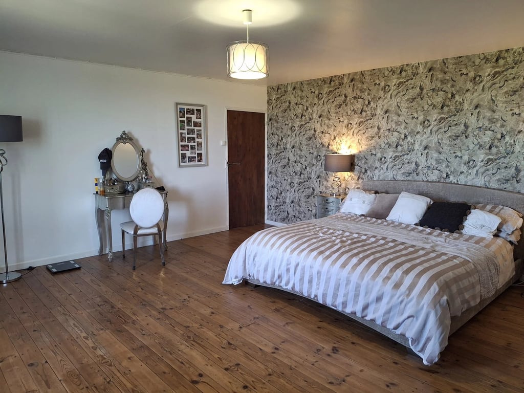 House in Millac - Image 3