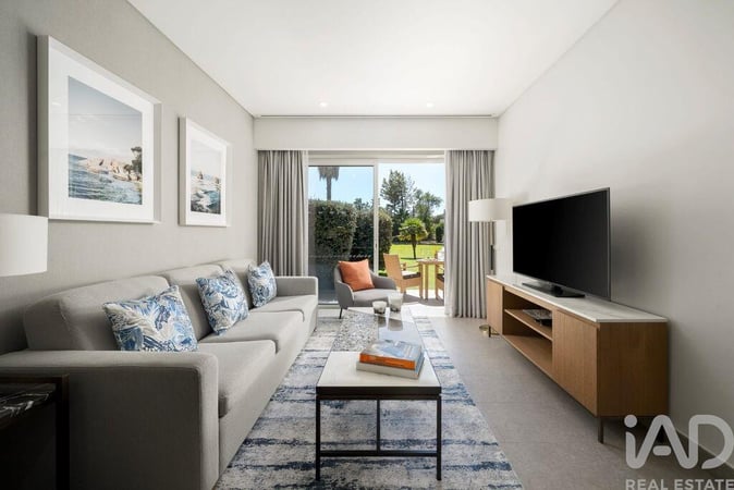 Apartment in Almancil - view 1