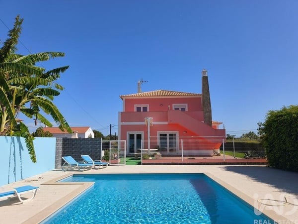 House in Vila Real de Santo Antonio - view 1