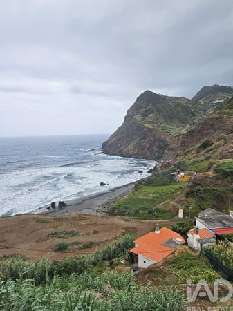 Land in Porto da Cruz - view 1