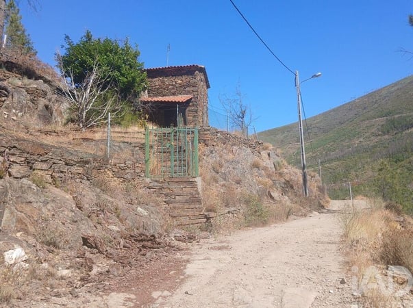 House in Verdelhos - view 1