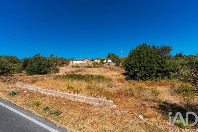 House in Estoi - view 1