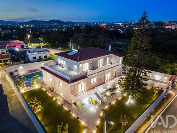 House in Almancil - view 1