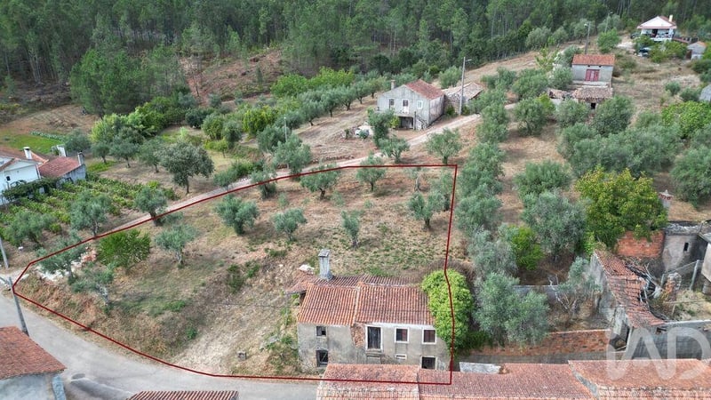House in Podentes - view 1