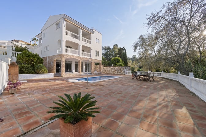 Villa in Mijas Costa - view 1