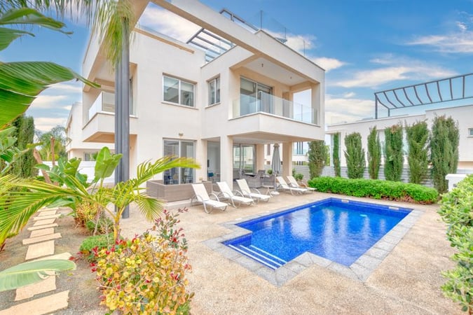 Villa in Agia Trias - view 1