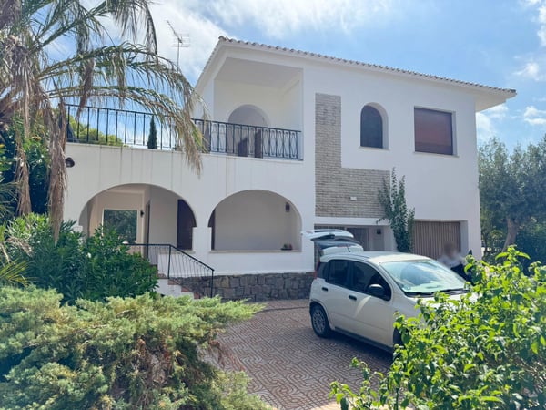 Villa in Les Rotes - view 1
