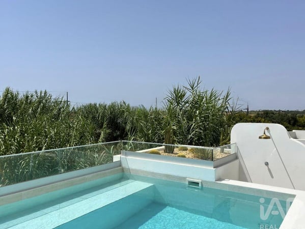 House in Moncarapacho - view 1