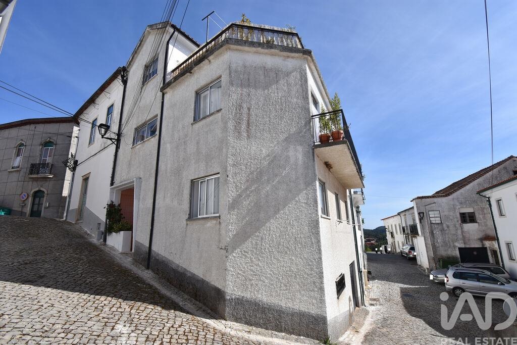 House in Penela - Image 3