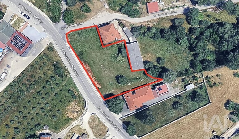 Land in Arrabal - view 1