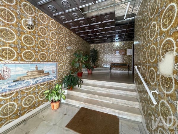 Apartment in Oeiras - view 1