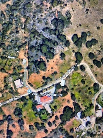 Land in Pera - view 1