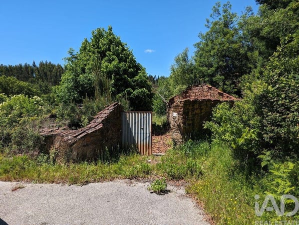House in Vila Facaia - view 1