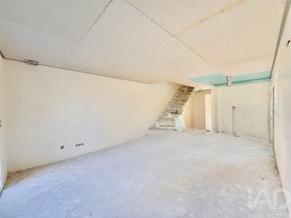 House in Fernao Ferro - view 1