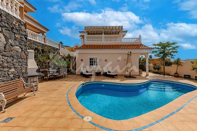 Villa in Callao Salvaje - view 1