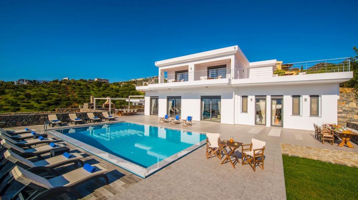 House in Greece - Image 3