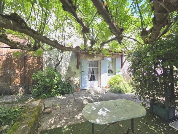 House in Monsegur - view 1