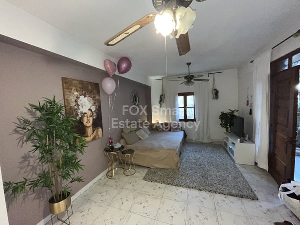 House in Parekklisha - view 1