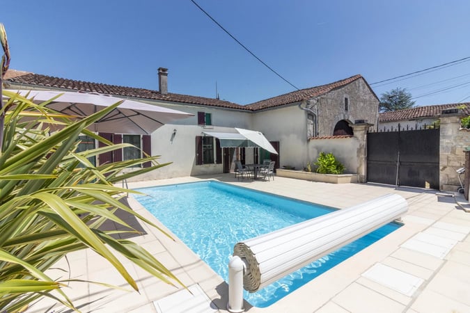 House in Jarnac - view 1