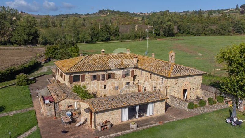 House in Gaiole in Chianti - view 1