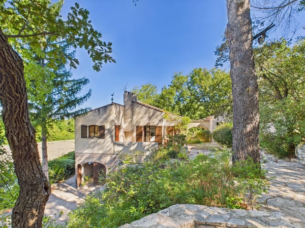 House in Aix-en-Provence - view 1