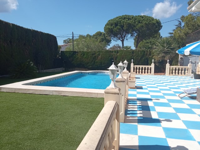 Villa in La Drova - Image 5