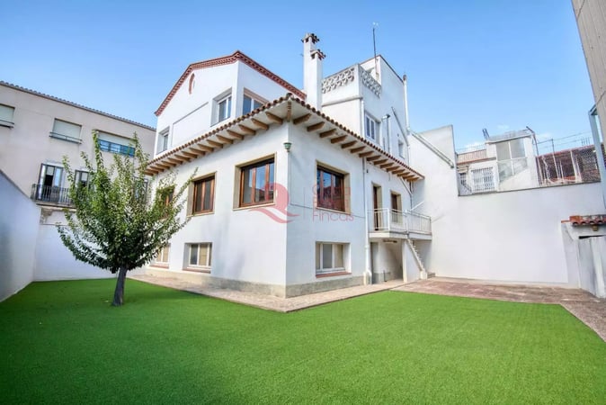 House in Sant Feliu de Guixols - view 1