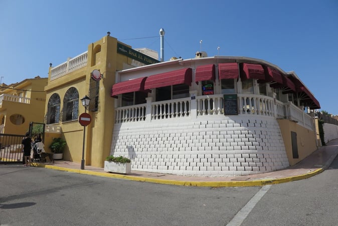 House in El Campello - view 1