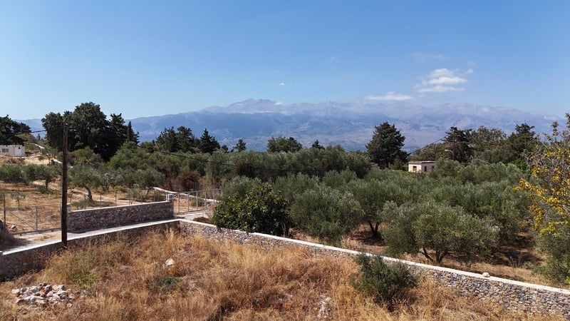 Land in Kefalas - view 1