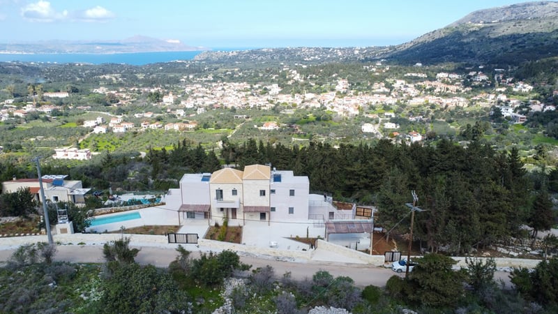 Villa in Gavalochori - view 1