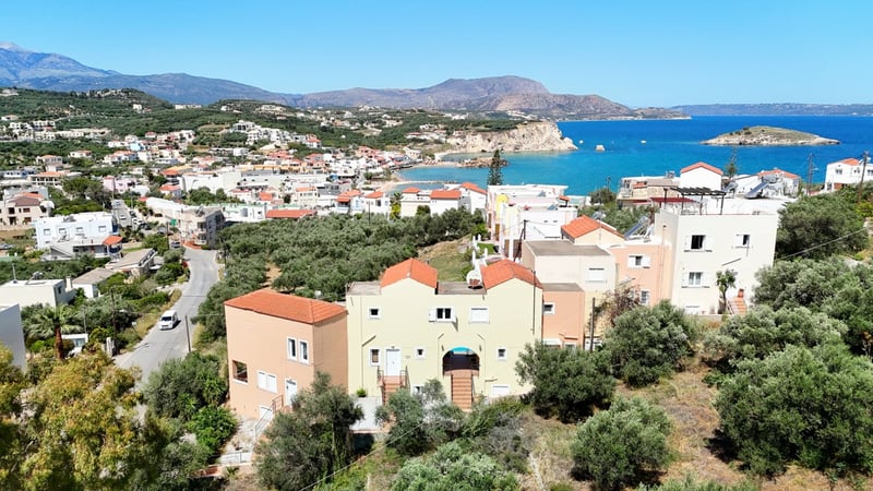 Villa in Almirida - view 1