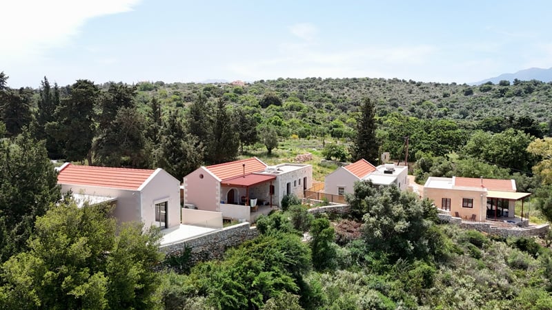 Villa in Vamos - view 1