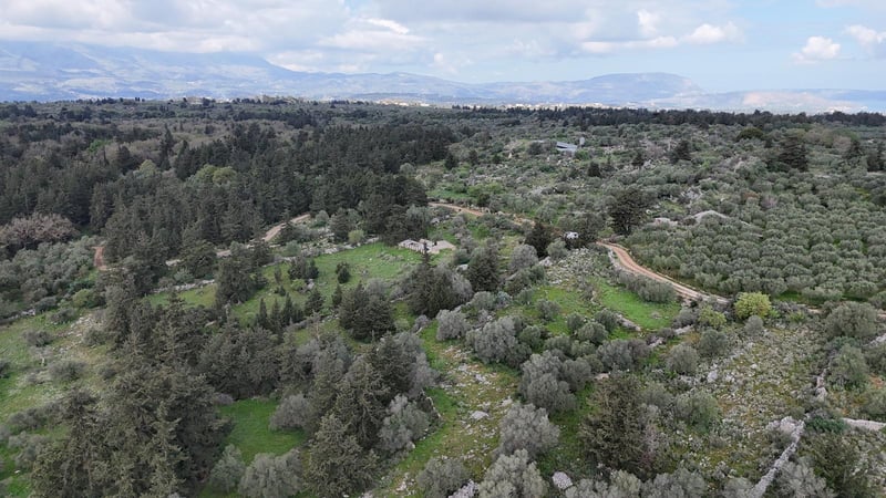 Land in Kefalas - view 1