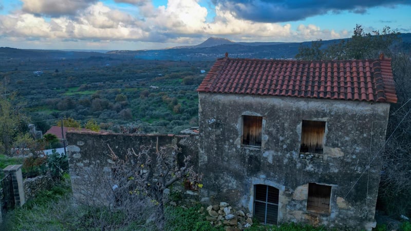 Villa in Provarma - view 1