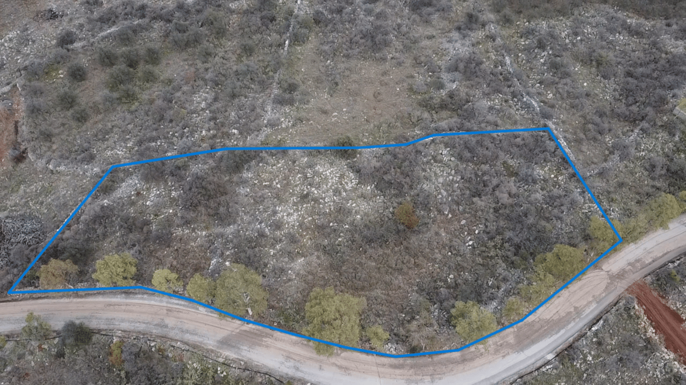 Land in Litsardha - Image 3