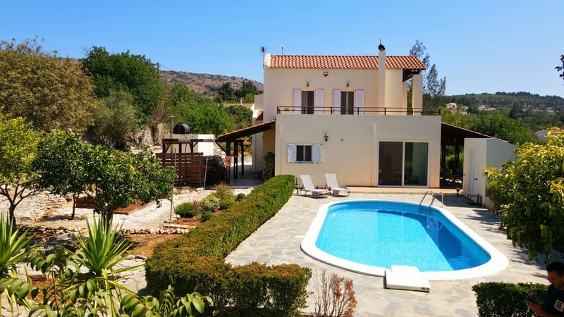 Villa in Gavalochori - view 1