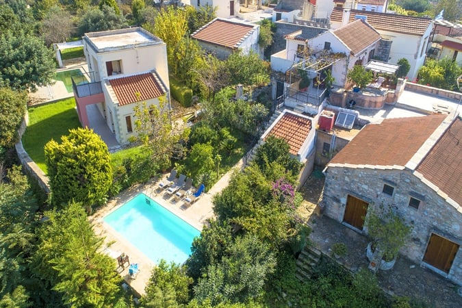 Villa in Gavalochori - view 1