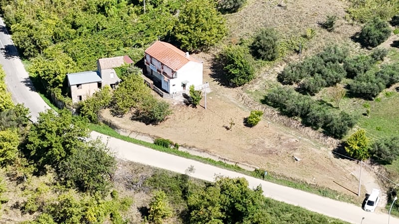 House in Ari - view 1