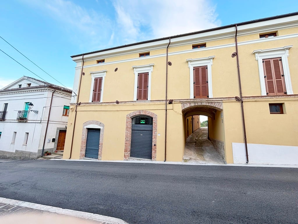 House in Civitella Casanova