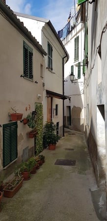 House in Loreto Aprutino - view 1