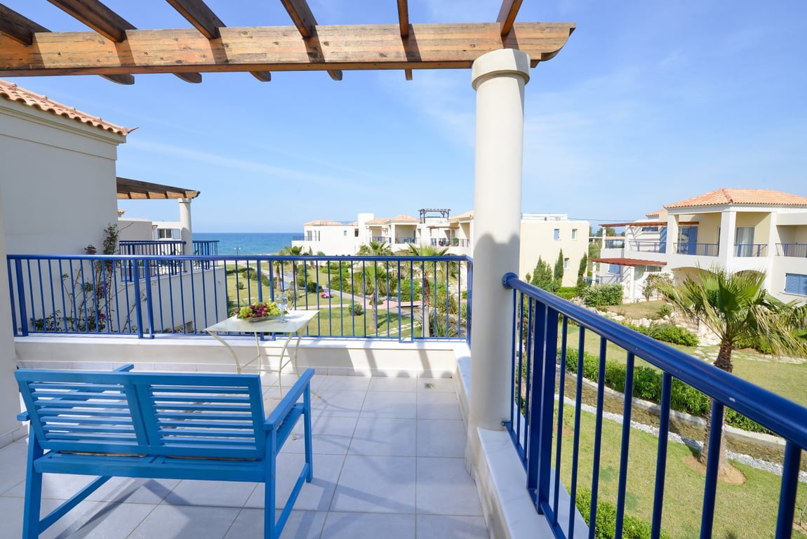 House in Crete - Image 3