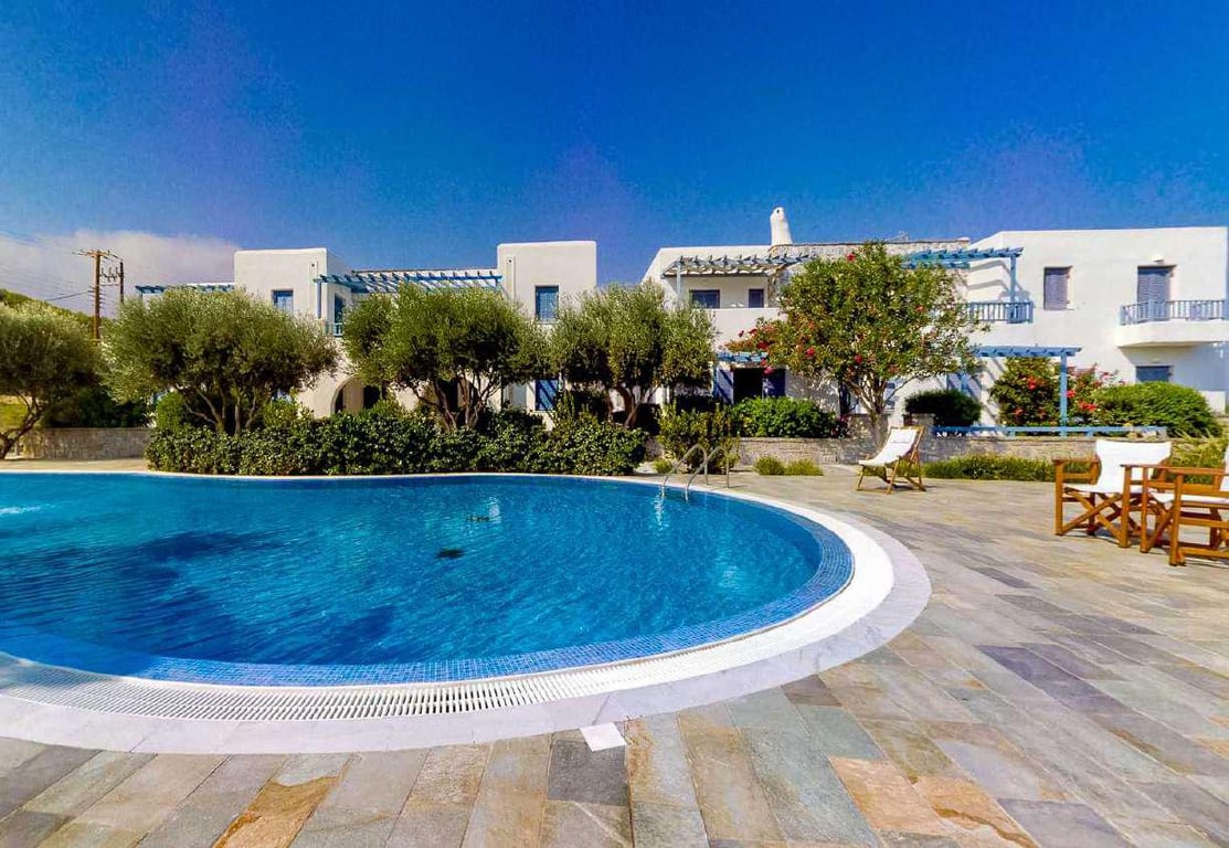 House in Paros - Image 5