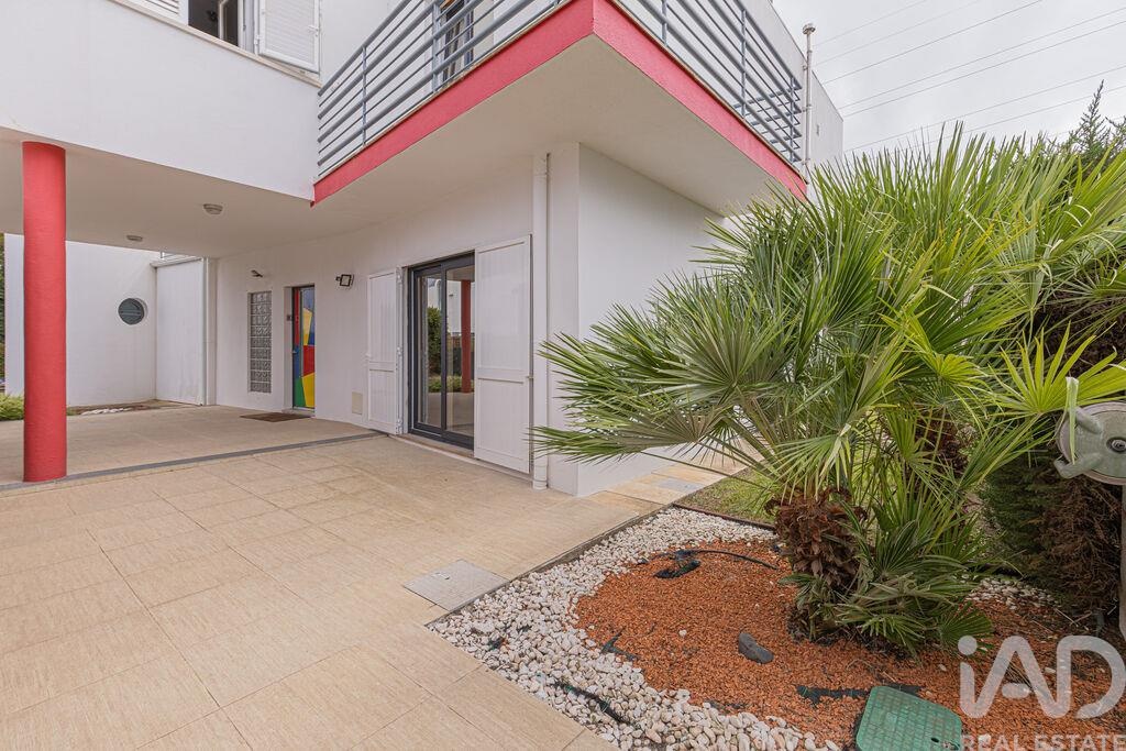 House in Quinta do Anjo - Image 2