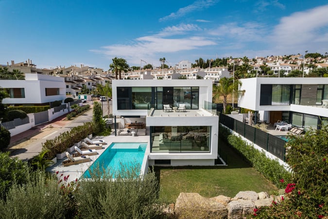 Villa in Atalaya Isdabe - view 1