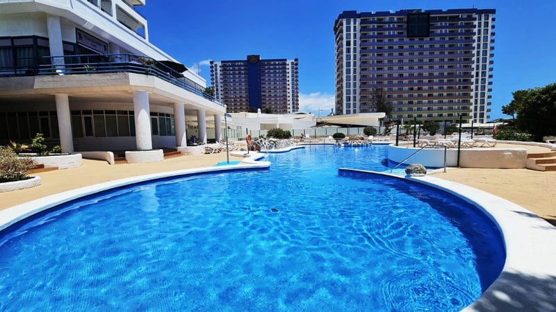 Apartment in Playa Paraiso - view 1